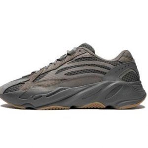 Yeezy 700, 3M brown