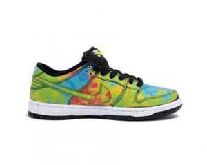 SB Dunk Low Pro SB QS x Civilist, Thermography