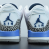 Air Jordan 3, UNC - Imagen 2