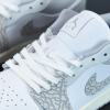 Air Jordan 1 Low PRM, elephant print - Imagen 4