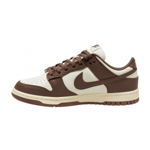 SB Dunk low, brown