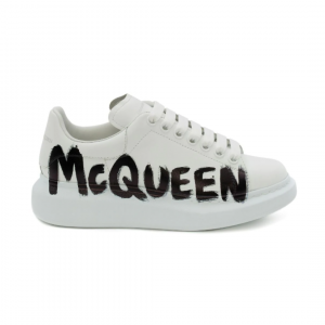 A. McQueen, grafitti black