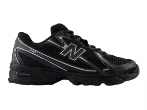 NB 740, total black