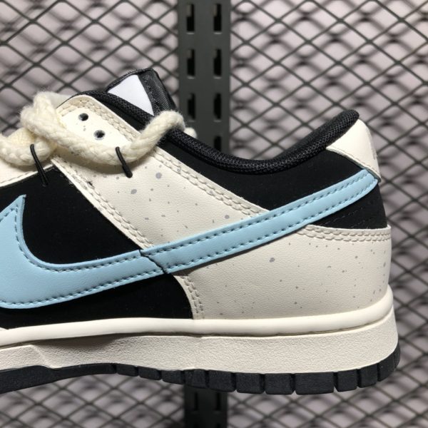 SB Dunk low Curious World, blue-black - Imagen 8