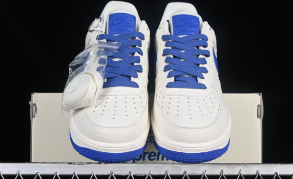 Supreme x The North Face x Nike Air Force 1 07 Low - Imagen 2