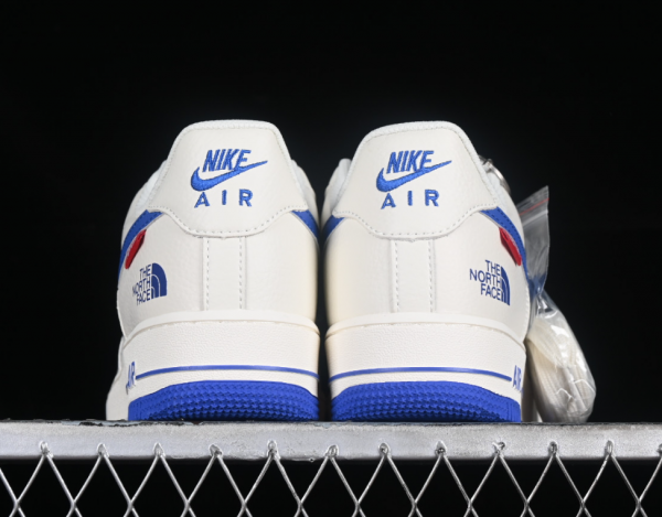 Supreme x The North Face x Nike Air Force 1 07 Low - Imagen 3