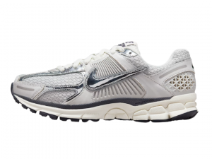 Vomero 5, white-silver