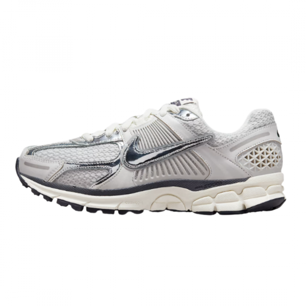 Vomero 5, white-silver