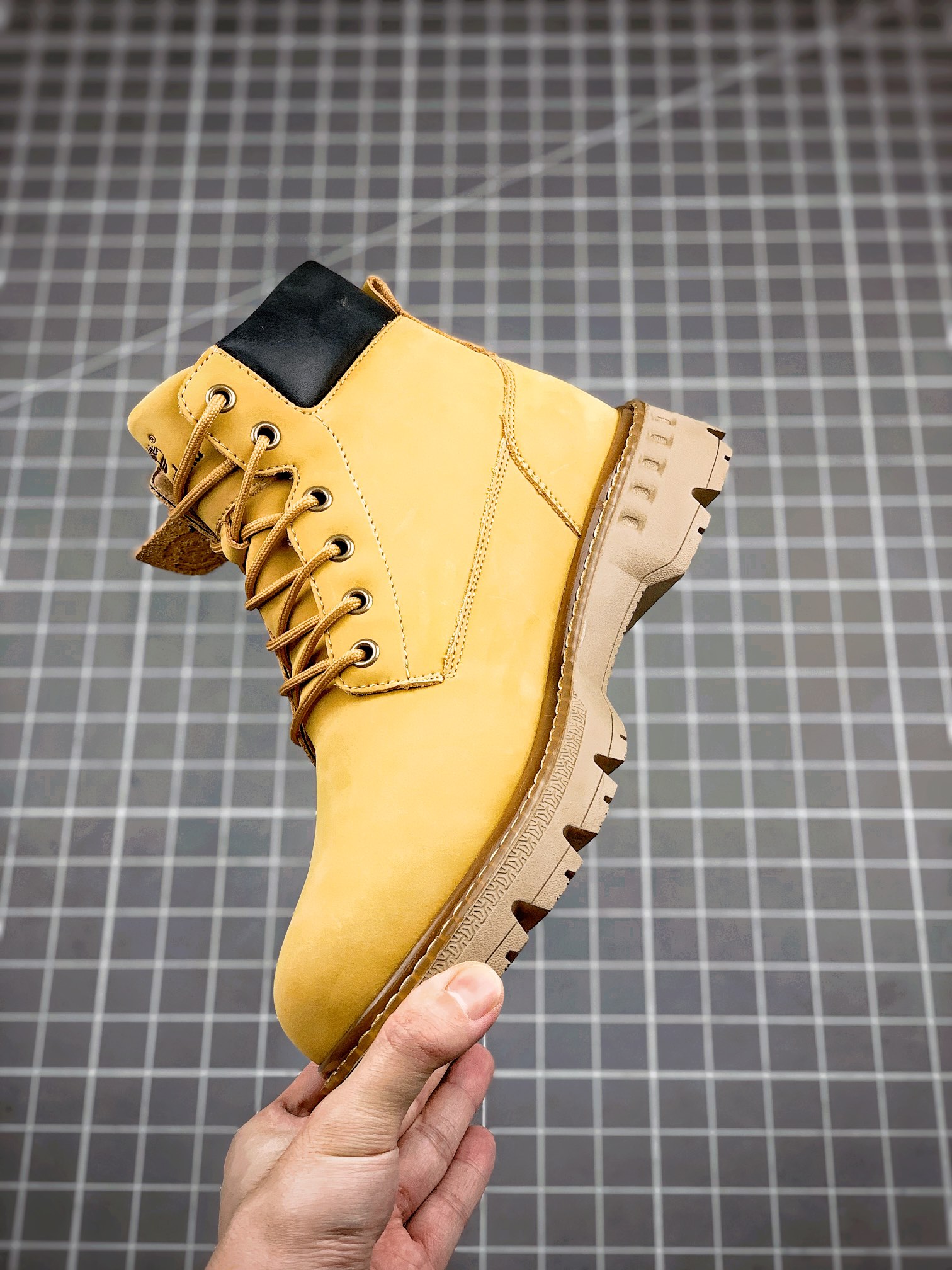 TB, brown-black - Imagen 4