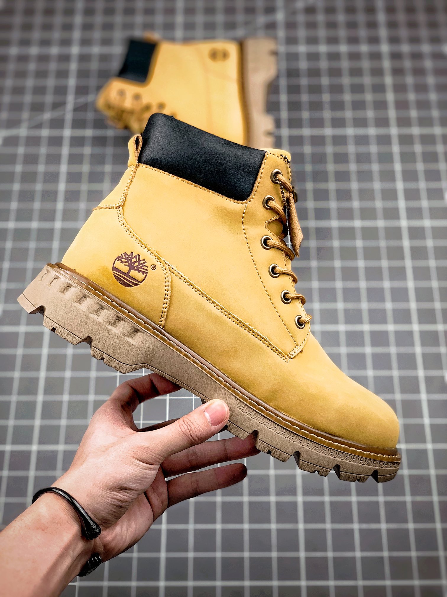 TB, brown-black - Imagen 6