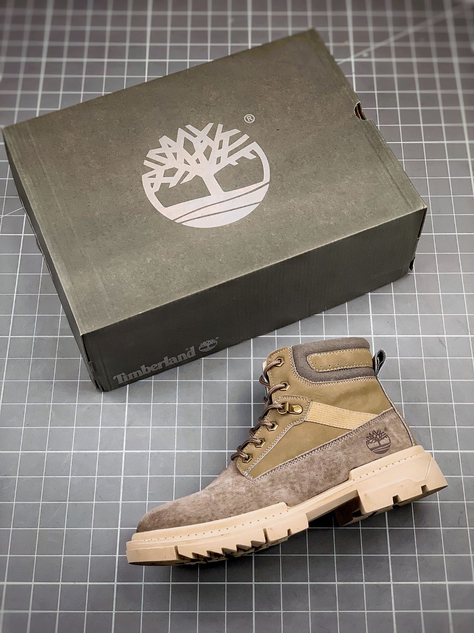 TB, green-brown - Imagen 2