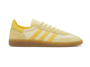 Handball Spezial, almost yellow gum