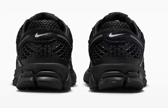 Zoom Vomero 5, total black - Imagen 4